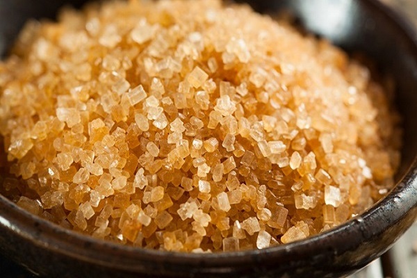 Đường nâu có tác dụng tẩy tế tào chết rất tốt