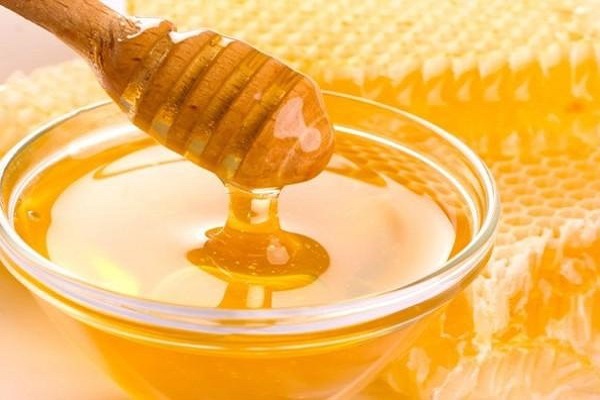 Mật ong là một chất tốt cho da mà thiên nhiên đã ban tặng