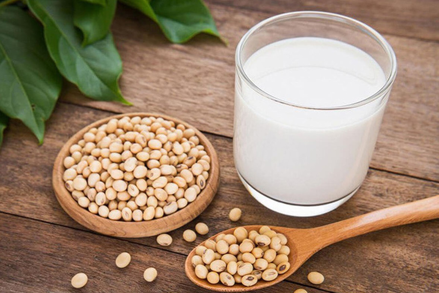 Tuổi dậy thì uống sữa đậu nành bao nhiêu là đủ?